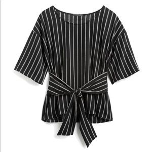 West Kei Front Tie Blouse - M